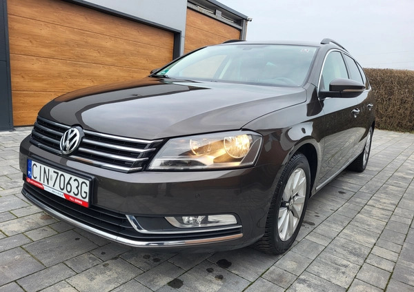 Volkswagen Passat cena 36900 przebieg: 141000, rok produkcji 2013 z Inowrocław małe 211